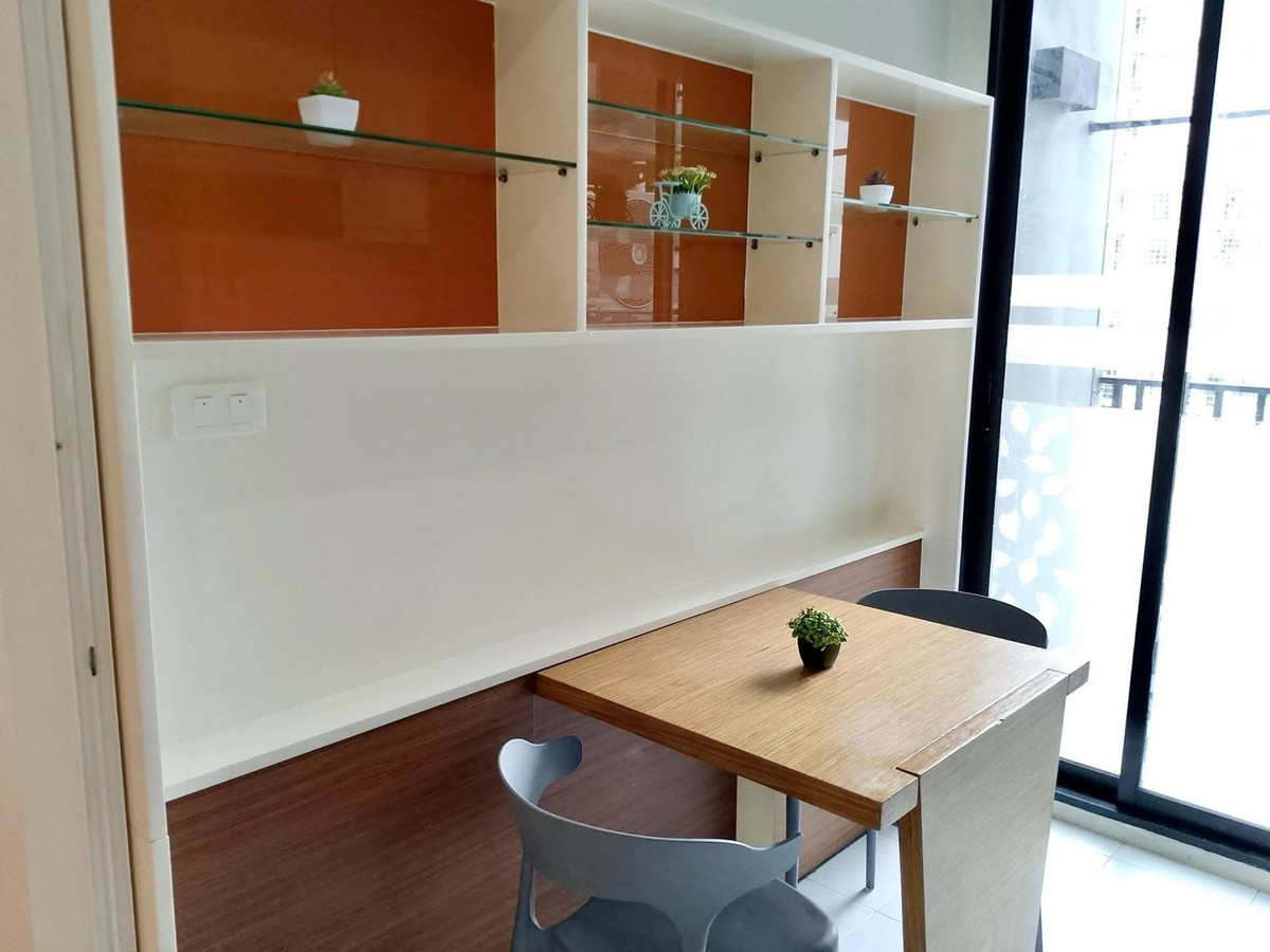 ให้เช่าคอนโดแจ้งวัฒนะ เมืองทอง : 📍โครงการ : The Base Chaengwattana 
🚝 ใกล้ : MRT สถานีเมืองทองธานี 300 เมตร
💵 ราคาเช่า : 9,500 บาท / เดือน