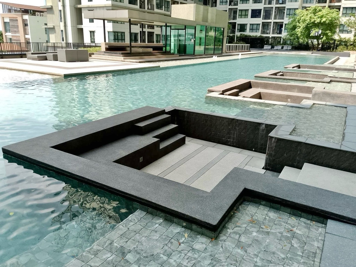 ให้เช่าคอนโดแจ้งวัฒนะ เมืองทอง : 📍โครงการ : The Base Chaengwattana 
🚝 ใกล้ : MRT สถานีเมืองทองธานี 300 เมตร
💵 ราคาเช่า : 9,500 บาท / เดือน