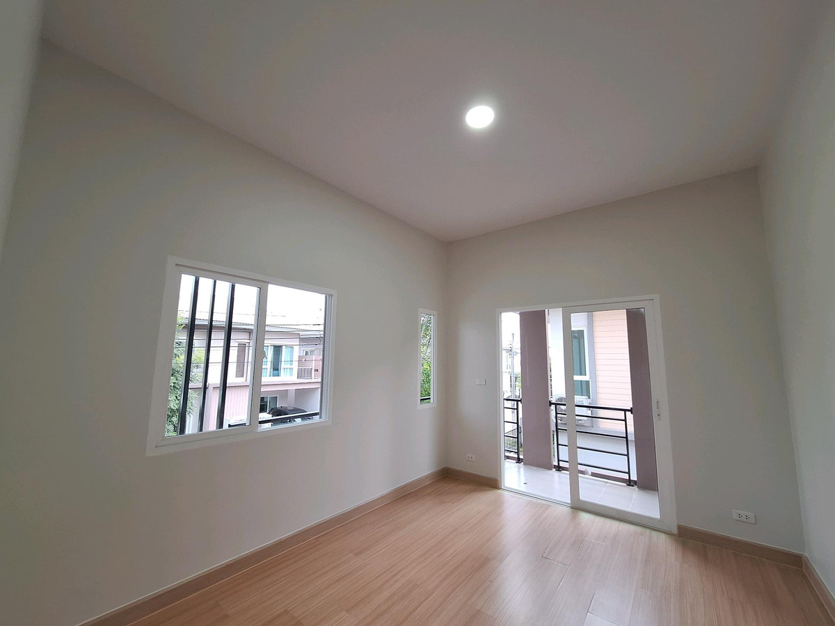 For SaleHouseRathburana, Suksawat : Single house for sale in Suksawat, beginning of the project, 50.4 sq m, 4 bedrooms, near Rama 3 | Q District Suksawat, there is a bedroom on the ground floor.