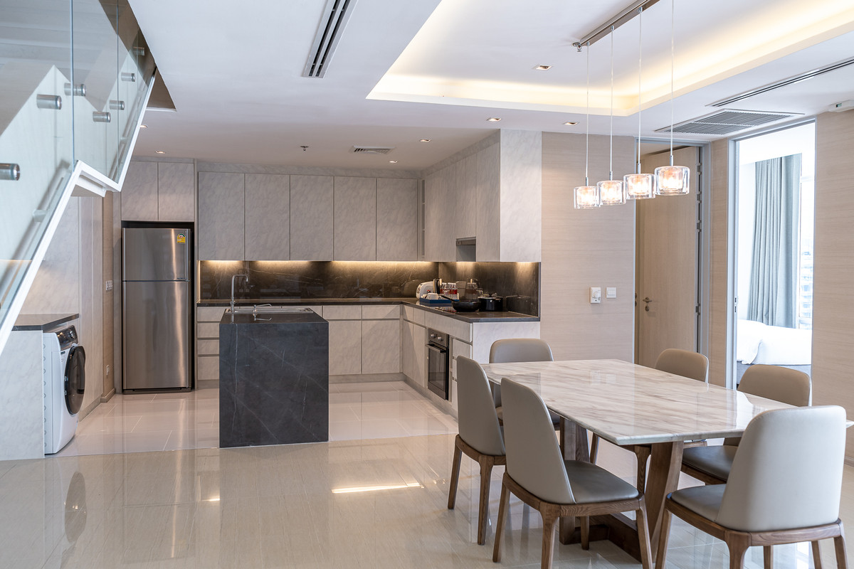For RentCondoSukhumvit, Asoke, Thonglor : Condo for rent, 3 bedrooms, 165 sq m, near BTS Thonglor and Ekkamai.