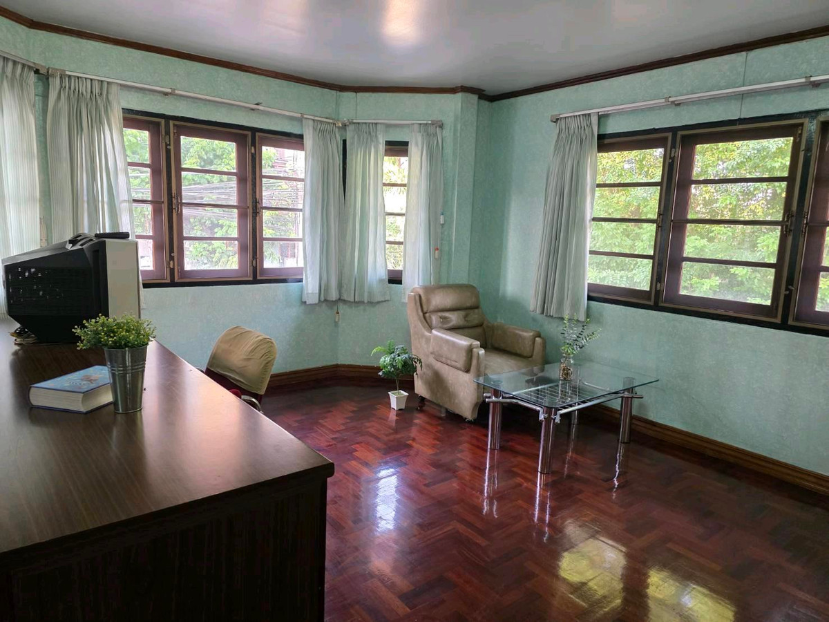 ให้เช่าบ้านรัชดา ห้วยขวาง : FOR RENT & SALE บ้านเดี่ยวทำเลทอง ติดถนนสุทธิสาร ทะลุลาดพร้าว 64 ได้!