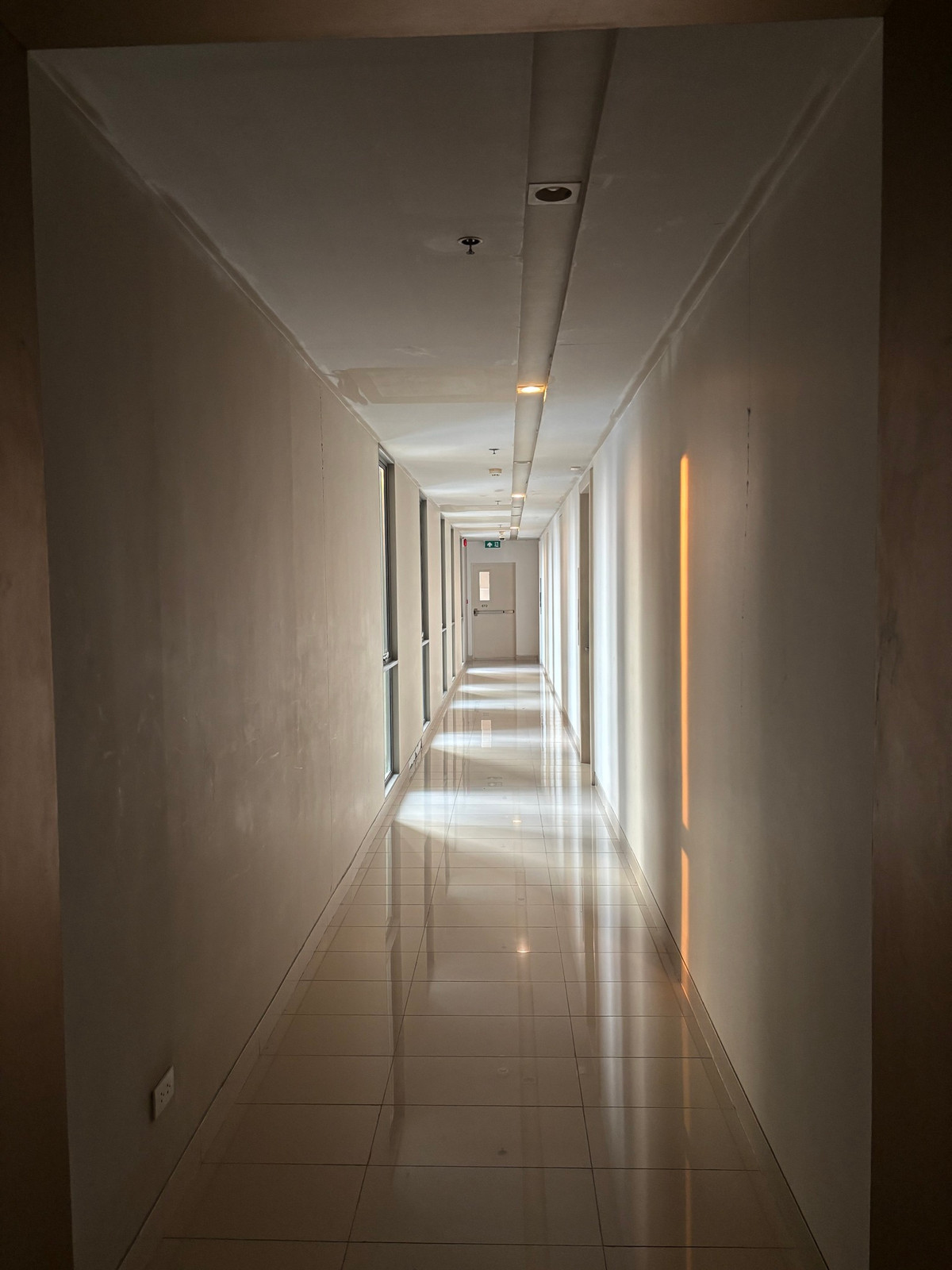 For RentCondoWongwianyai, Charoennakor : 🚅✨ 2 BR condo for rent, The Room BTS Wongwian Yai, convenient to travel.