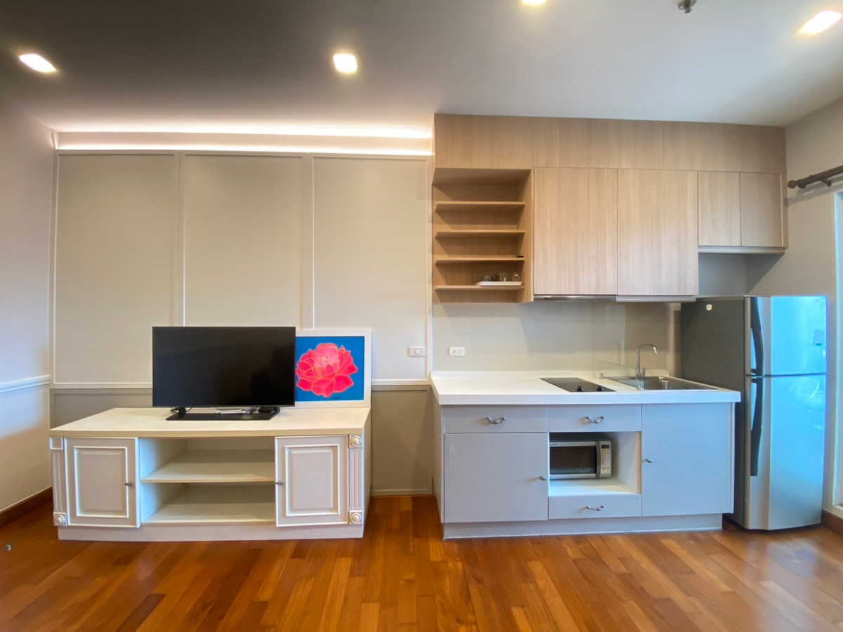 ให้เช่าคอนโดสาทร นราธิวาส : 🍁New Room , Ivy Sathon Soi10 1bed 41 Sqm Fullyfurnish 20,000🍁