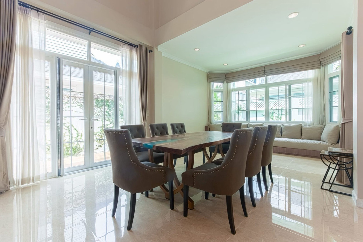 For RentHouseBangna, Bearing, Lasalle : New House For RENT : Fantasia Villa4 Classic Victorian Home near Seacon Sqaure and BTS Is lam