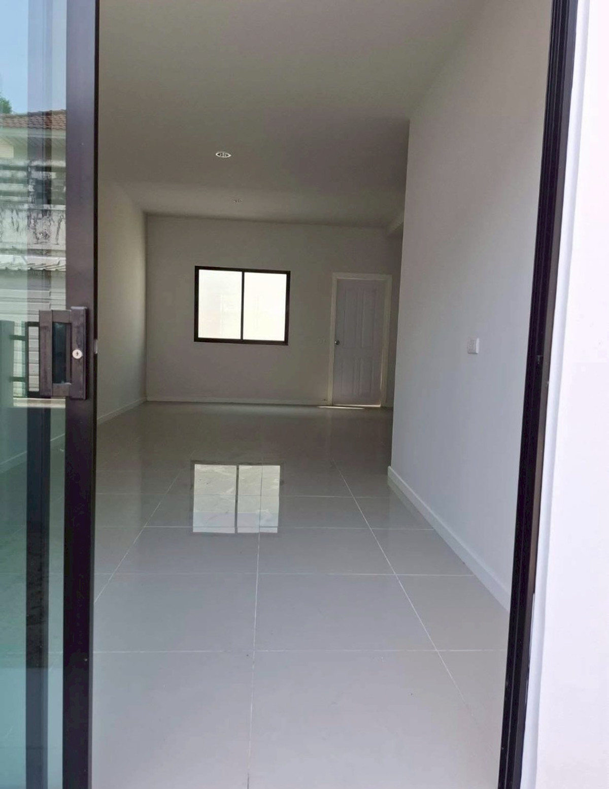 For RentTownhomePathum Thani,Rangsit, Thammasat : ME2500858 Townhome for rent S Gate Town Ratchaphruek-Tiwanon, good atmosphere, ready to move in.