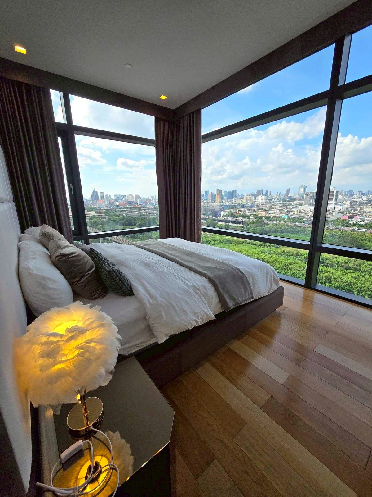 ให้เช่าคอนโดพระราม 9 เพชรบุรีตัดใหม่ RCA : LTH14715 – condo for rent | Circle Living Prototype | 84 sqm | 1 Bedroom 2 Bathroom | Luxury High Floor Spacious City View | Near BTS Nana | 80,000 THB/month | คอนโดหรู เซอร์เคิล ลิฟวิ่ง โปรโตไทป์ 84 ตร.ม. 1 ห้องนอน 2 ห้องน้ำ วิวเมือง ชั้นสูง ใกล้ BTS นาน