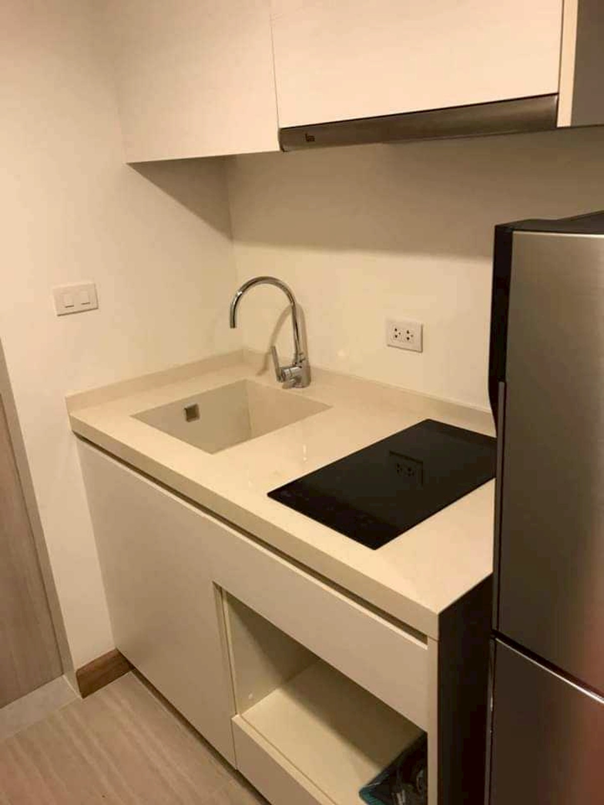 For RentCondoSukhumvit, Asoke, Thonglor : 🐾 Pet-Friendly Condo in Downtown 49, Sukhumvit 🏙️✨ Perfect for you and your furry friends! 💖