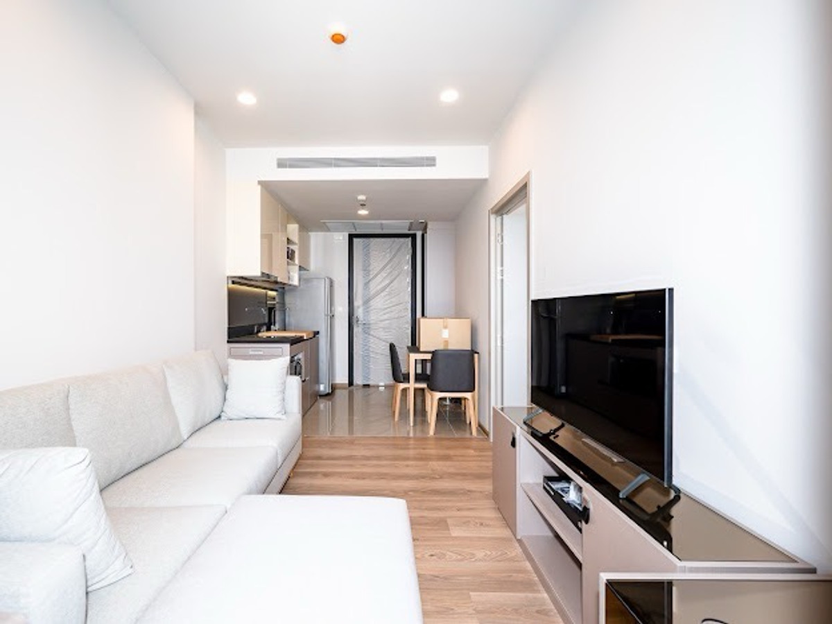 ให้เช่าคอนโดสุขุมวิท อโศก ทองหล่อ : 📍Oka haus 1bed 1bath Size 35 Sq.m. Only 21,000 per month ‼️