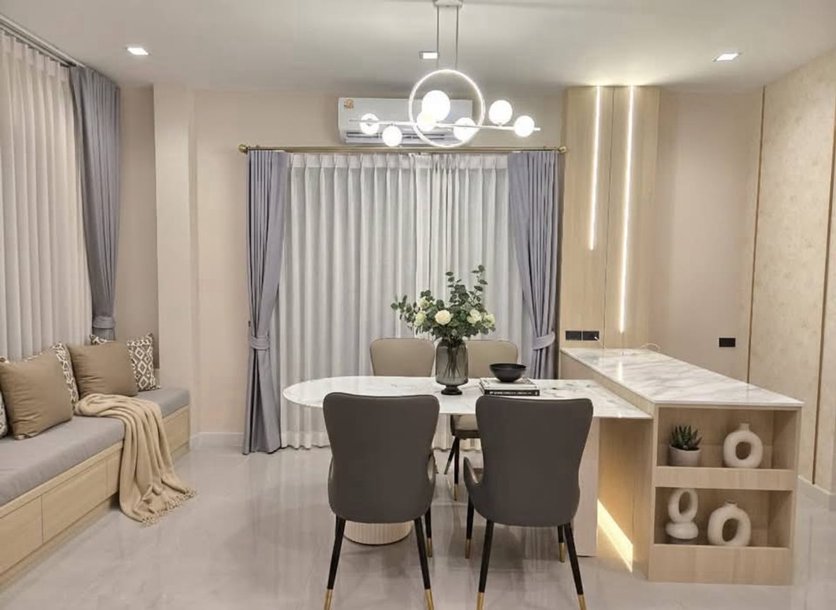 HouseBangna, Bearing, Lasalle : Luxury Detached House   in Bangkok Boulevard Bangna KM.5 – Move-in Ready near International Schools