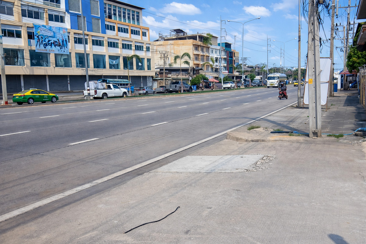 For RentWarehouseRathburana, Suksawat : Promotion🔥 New warehouse on Suksawat Road, size 855 sq m, land area 1 rai, wide yard📍 industrial purple area 📍 near the industrial ring