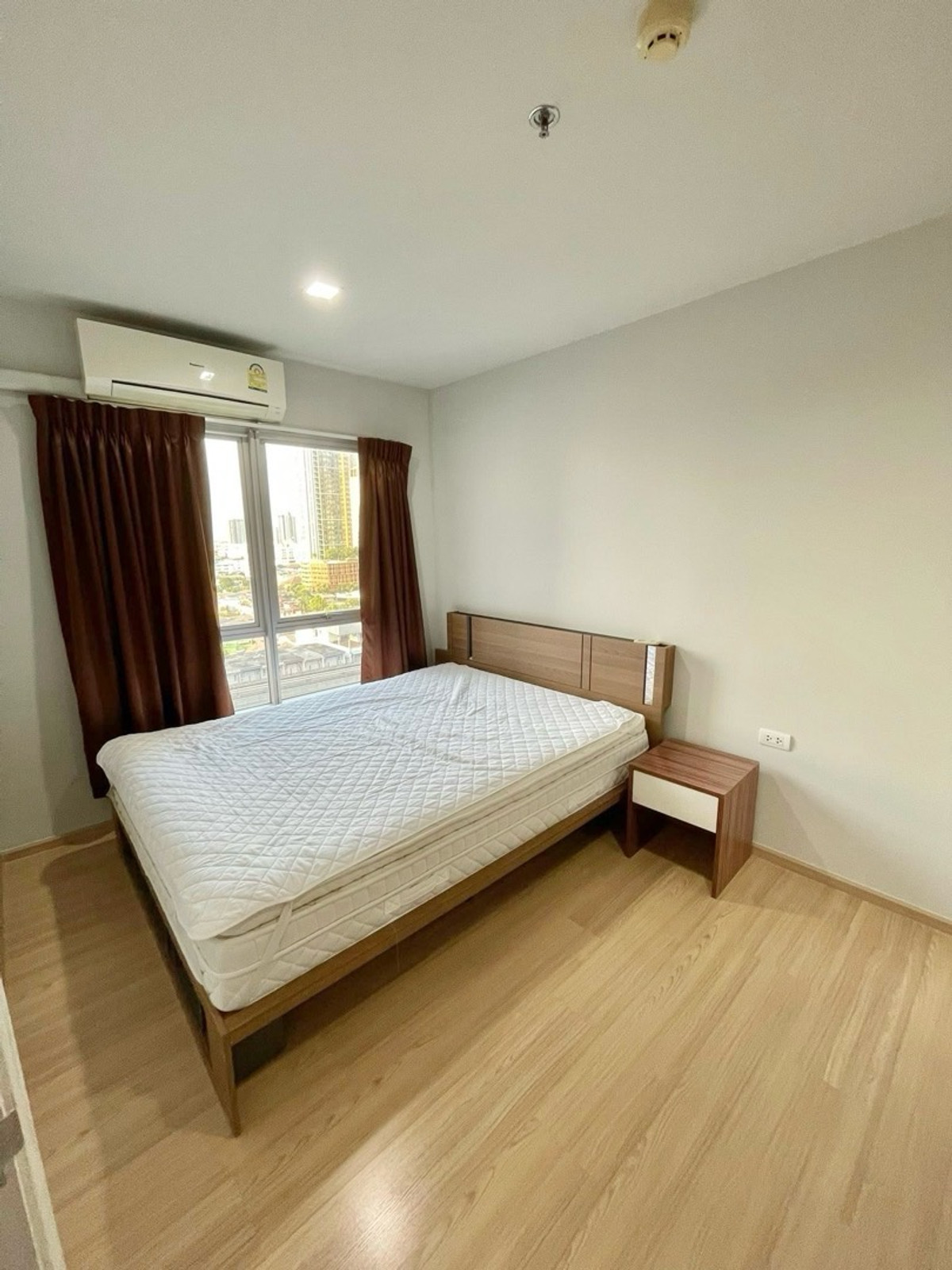 ให้เช่าคอนโดบางซื่อ วงศ์สว่าง เตาปูน : 📍โครงการ : ริชพาร์ค เตาปูน อินเตอร์เชนจ์
🚝 ใกล้ : MRT สถานีเตาปูน 80 เมตร
💵 ราคาเช่า : 9,500 บาท / เดือน