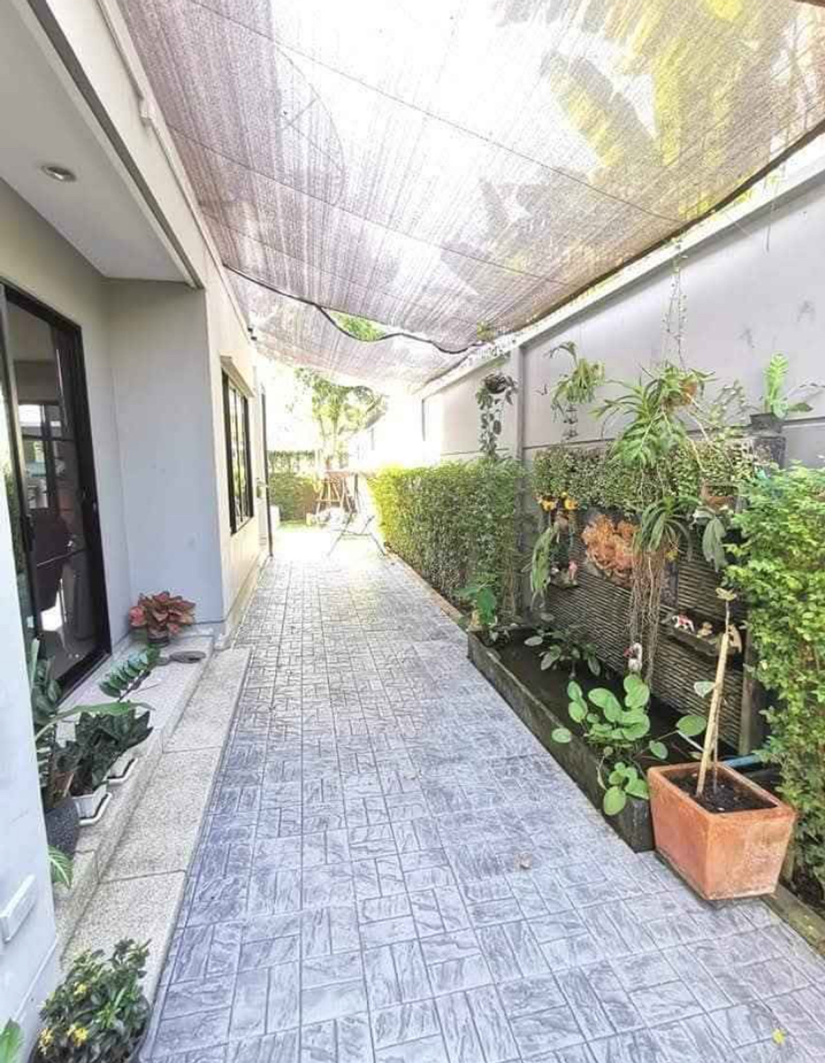 For RentHousePinklao, Charansanitwong : Single house for rent Setthasiri Village Charan-Pinklao Near Central Pinklao and Siriraj Hospital