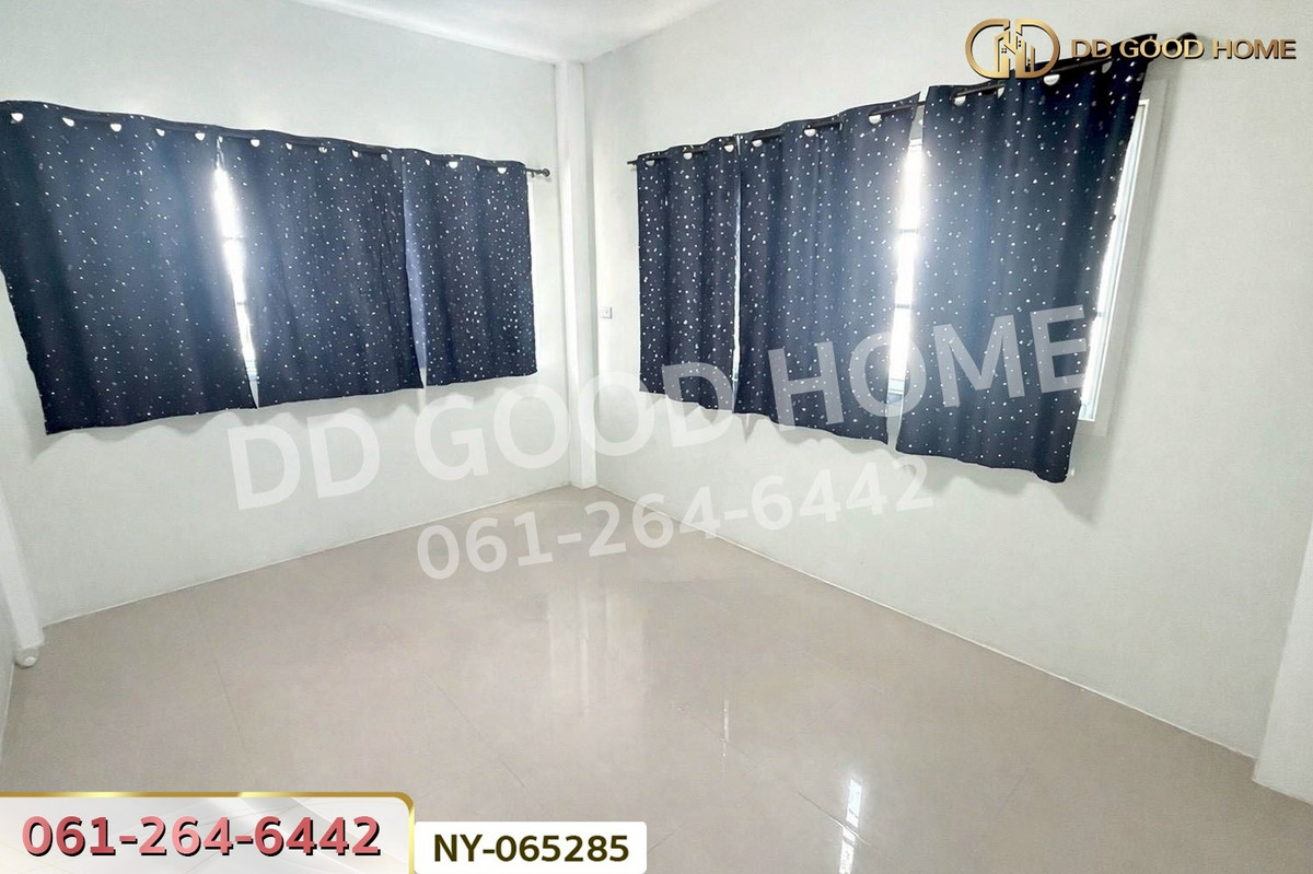 For SalePattaya, Bangsaen, Chonburi : NY-065285 Twin House, Country Village 7, Sriracha, Chonburi, near Asia Marine Technology College