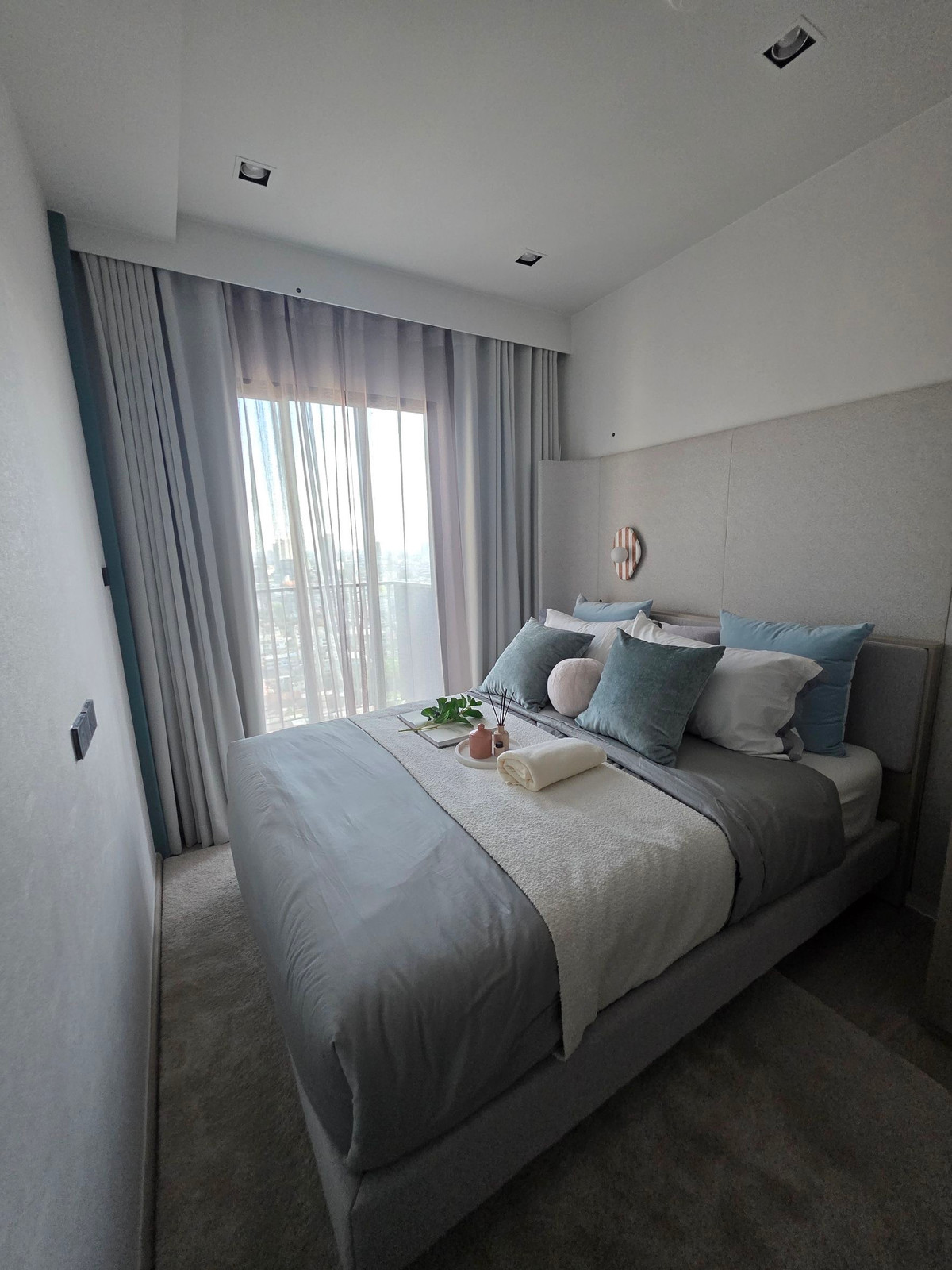 ให้เช่าคอนโดวงเวียนใหญ่ เจริญนคร : ★ Reference Sathorn-Wongwianyai  ★ 63 ตรม.,ชั้น 20+ (2 ห้องนอน 2 ห้องน้ำ), ★ใกล้ BTS วงเวียนใหญ่ ★ใกล้ The Mall และ ICONSIAM ★ สิ่งอำนวยความสะดวกมากมาย★ เครื่องใช้ไฟฟ้าครบครัน★ 