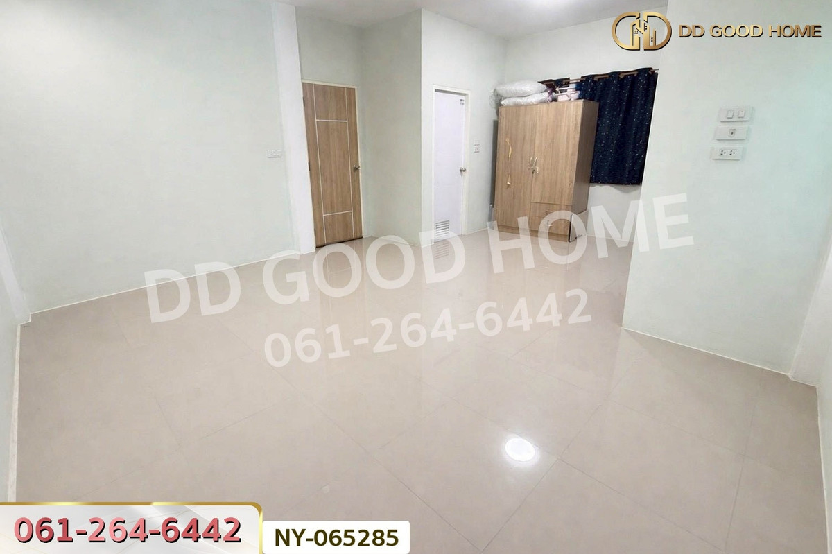 For SalePattaya, Bangsaen, Chonburi : NY-065285 Twin House, Country Village 7, Sriracha, Chonburi, near Asia Marine Technology College