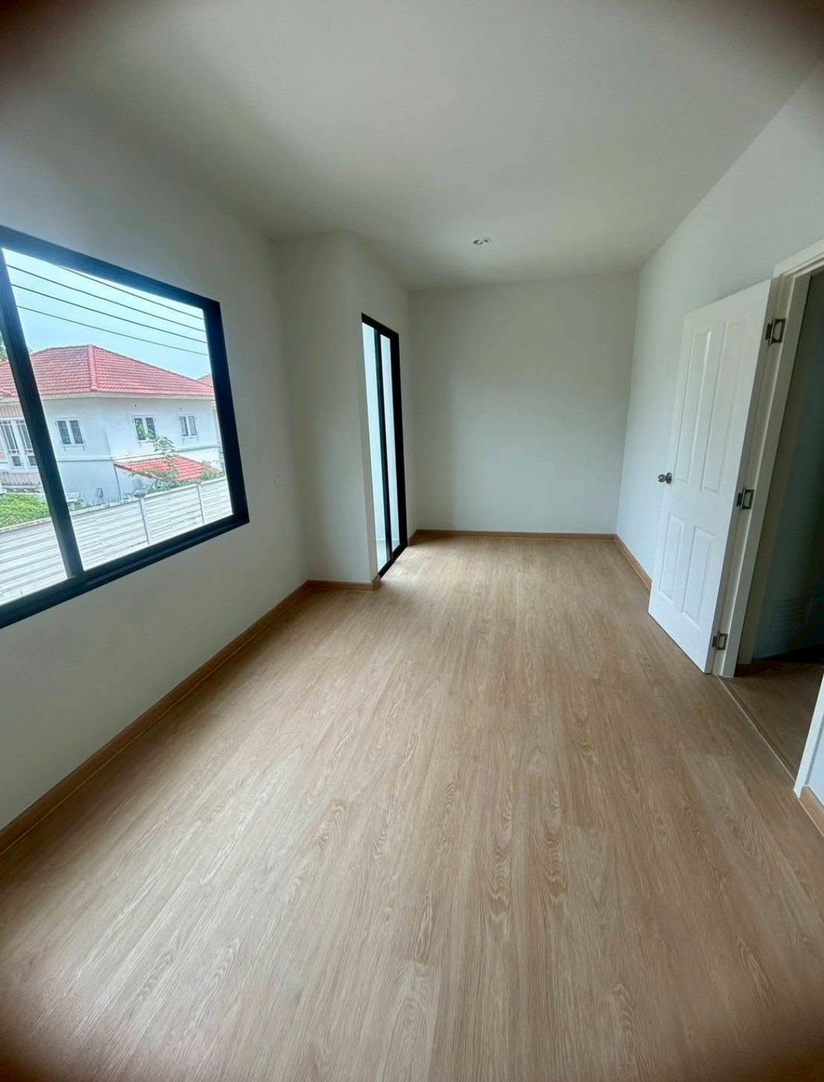 For RentTownhomePathum Thani,Rangsit, Thammasat : ME2500858 Townhome for rent S Gate Town Ratchaphruek-Tiwanon, good atmosphere, ready to move in.