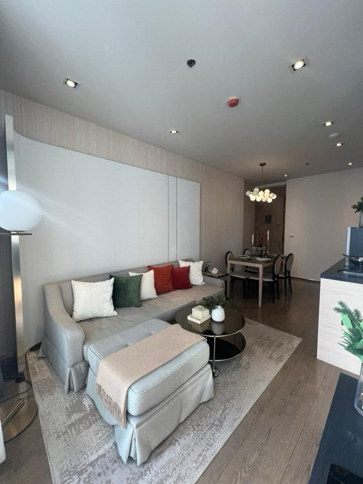 ให้เช่าคอนโดสุขุมวิท อโศก ทองหล่อ : Park 24 ให้เช่า 2 นอน พร้อมเข้าอยู่ ชั้น 12A