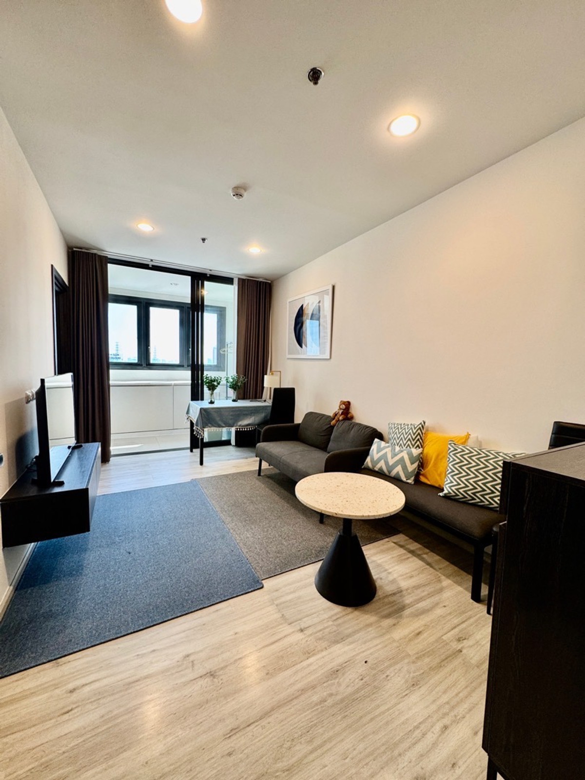 ให้เช่าคอนโดรัชดา ห้วยขวาง : 📍XT ห้วยขวาง 1 ห้องนอน 1ห้องน้ำ ขนาดห้อง 34 ตรม. เช่าเพียง 23,000 บาท/เดือน 