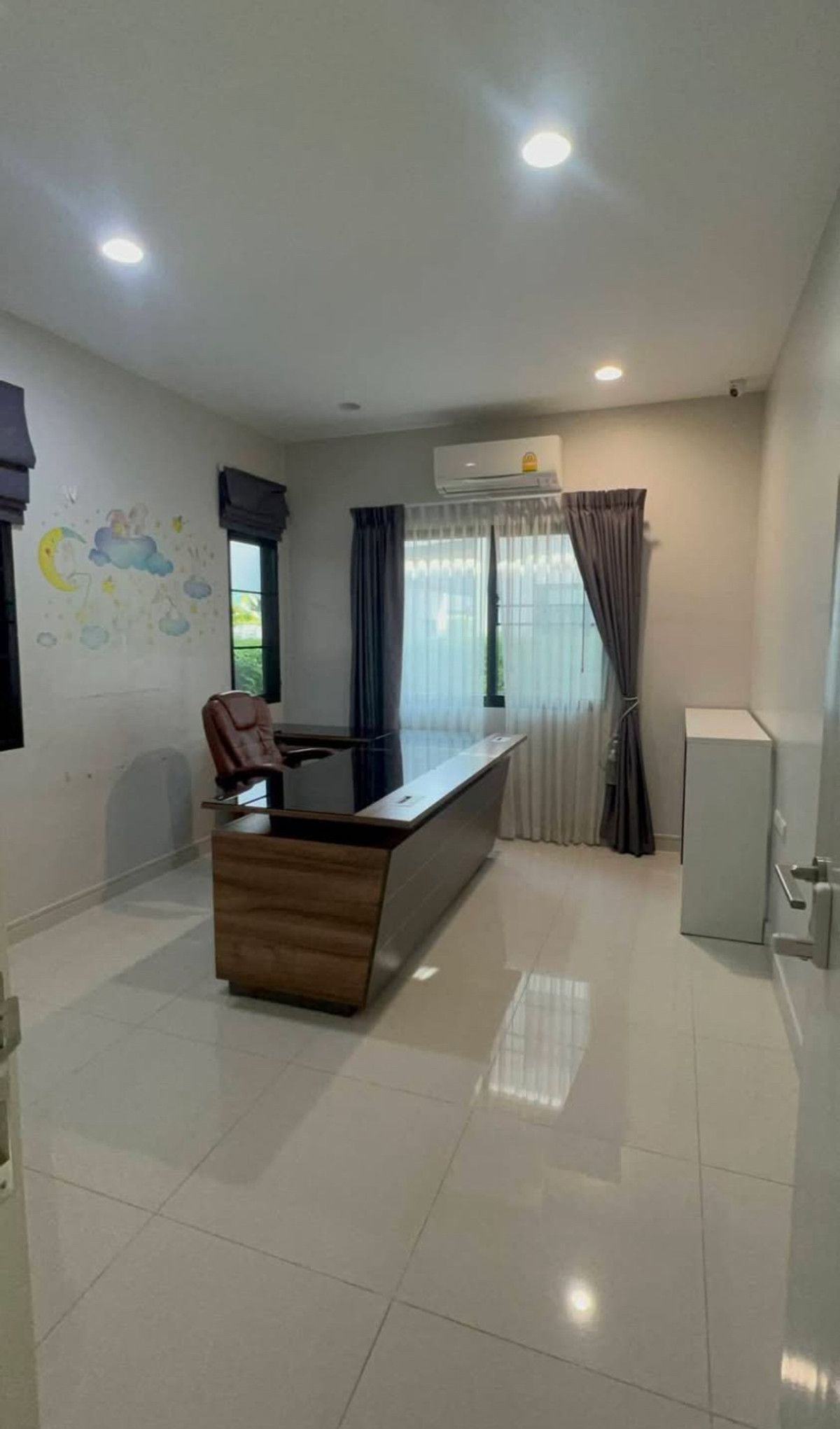 For RentHousePinklao, Charansanitwong : Single house for rent Setthasiri Village Charan-Pinklao Near Central Pinklao and Siriraj Hospital
