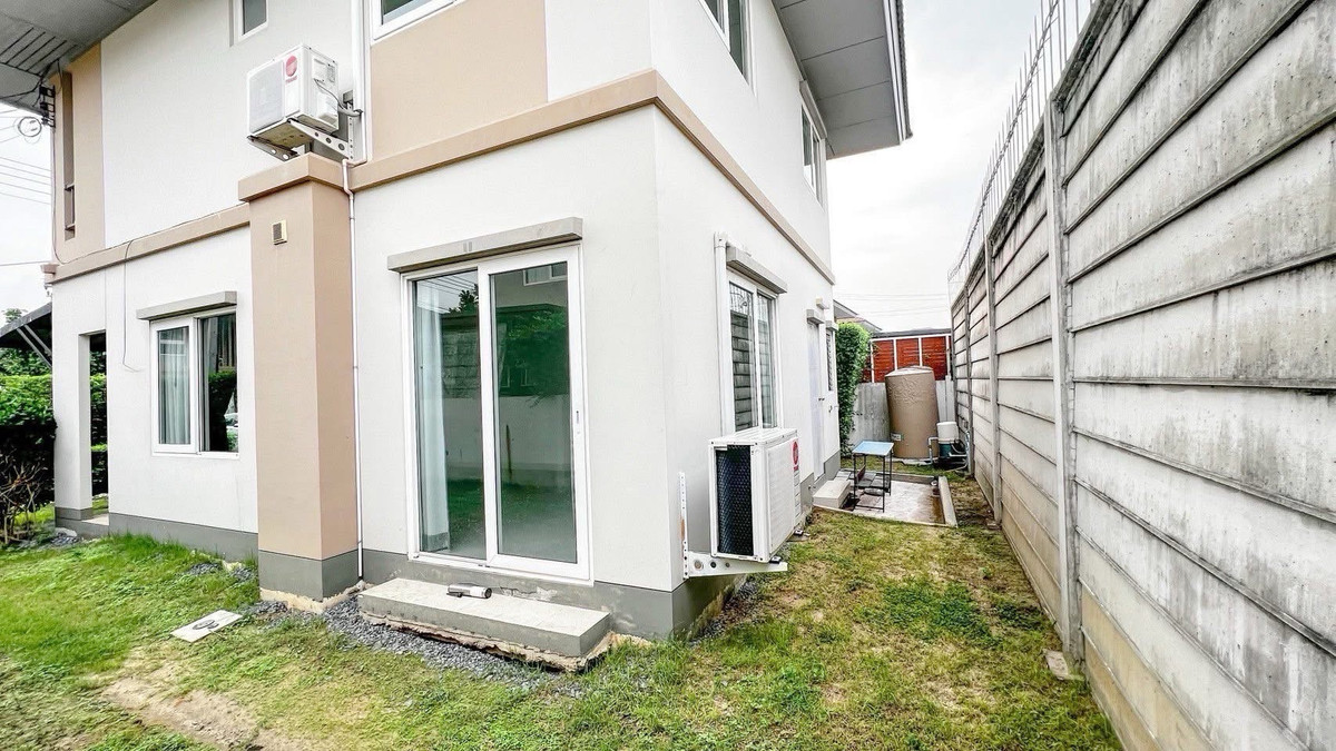 For RentHousePathum Thani,Rangsit, Thammasat : House for rent, Habitia Bond Ratchaphruek. 
Located next to road 345