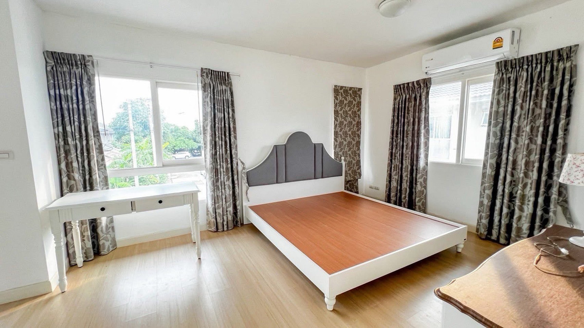 For RentHousePathum Thani,Rangsit, Thammasat : House for rent, Habitia Bond Ratchaphruek. 
Located next to road 345