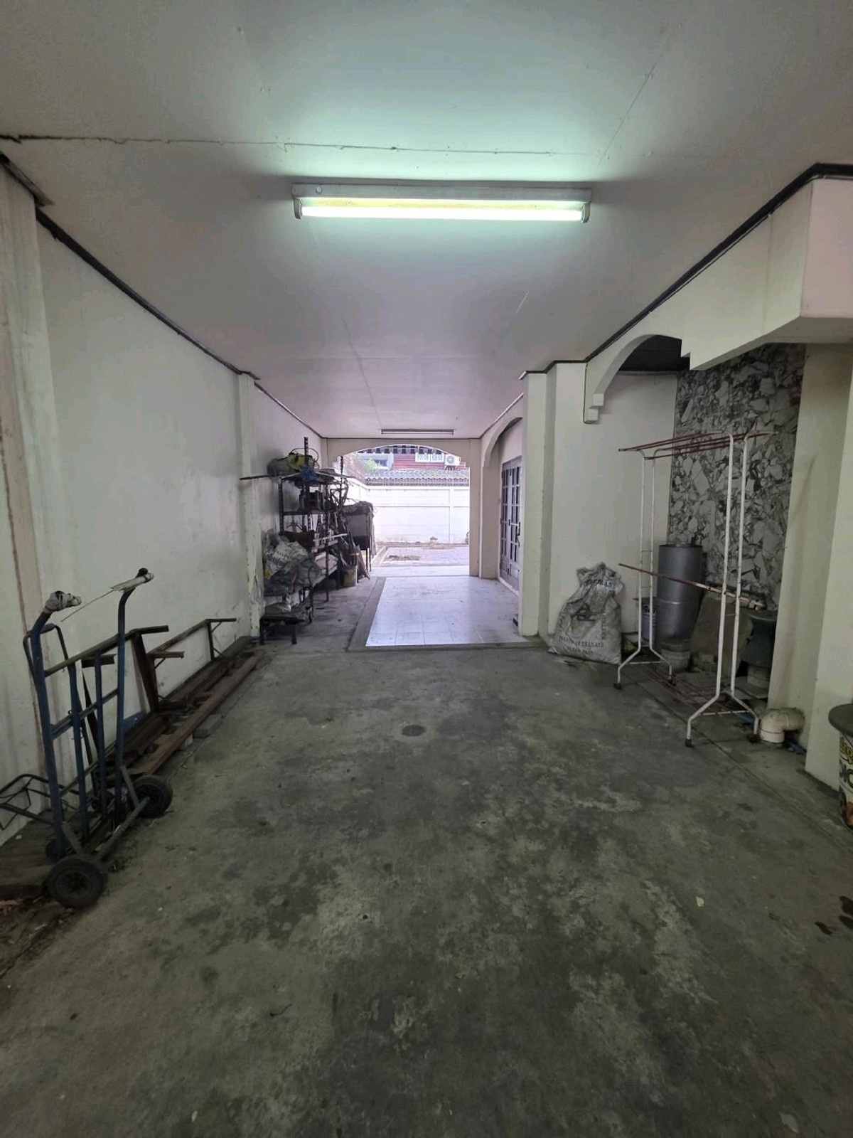 ให้เช่าบ้านรัชดา ห้วยขวาง : FOR RENT & SALE บ้านเดี่ยวทำเลทอง ติดถนนสุทธิสาร ทะลุลาดพร้าว 64 ได้!