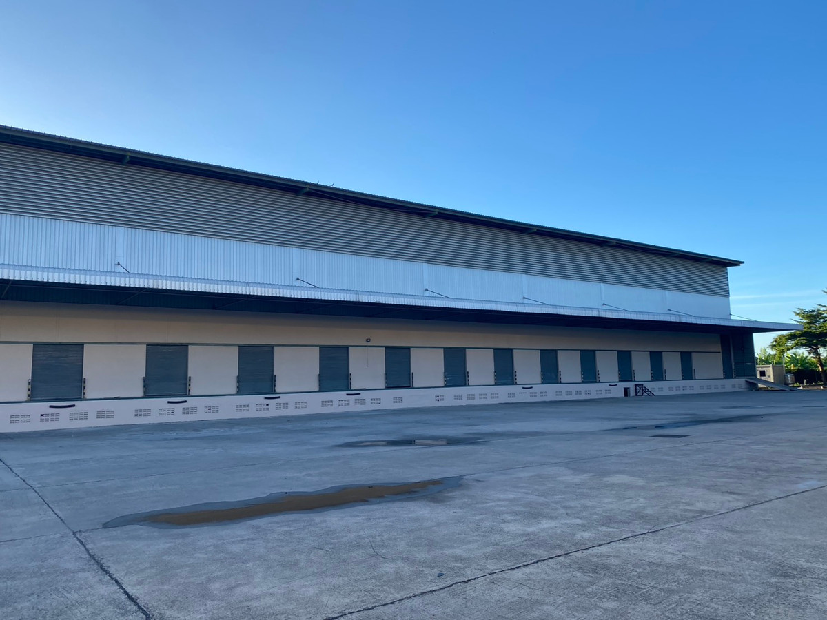 ให้เช่าโรงงานนครปฐม : โกดังให้เช่าพุทธมณฑลสาย5 สามพราน นครปฐม ใกล้ตลาดน้ำดอนหวาย ขนาด 6,000 ตรม. แบ่งเช่าได้ 