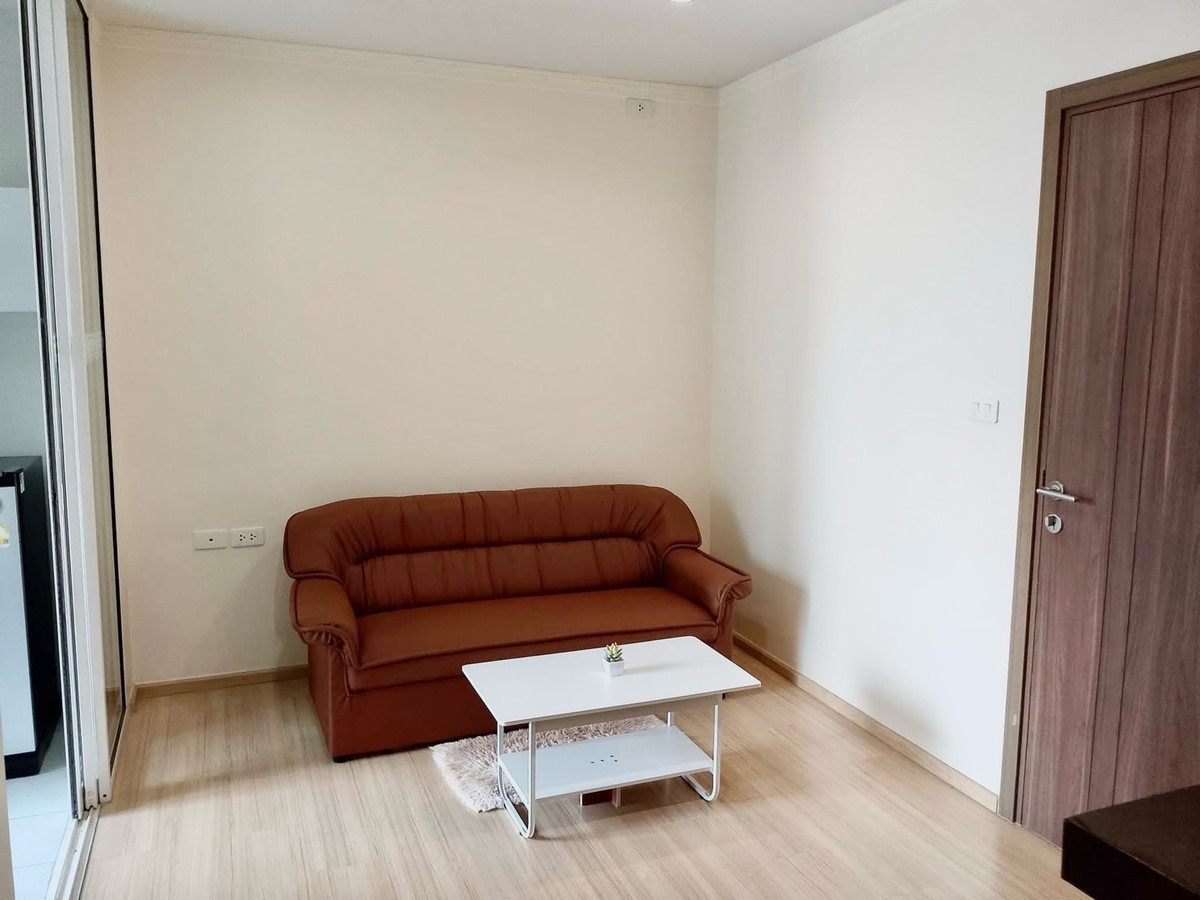 ให้เช่าคอนโดแจ้งวัฒนะ เมืองทอง : 📍โครงการ : The Base Chaengwattana 
🚝 ใกล้ : MRT สถานีเมืองทองธานี 300 เมตร
💵 ราคาเช่า : 9,500 บาท / เดือน