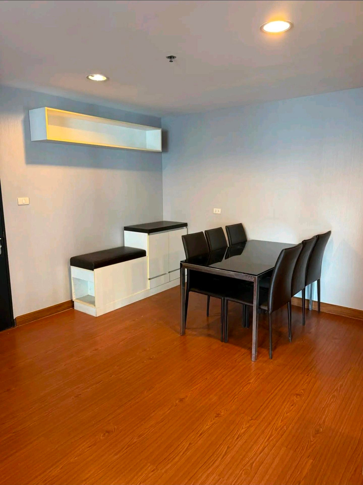 ให้เช่าคอนโดพระราม 9 เพชรบุรีตัดใหม่ RCA : คอนโดให้เช่า🌟เบลล์ พระราม 9  (วิวสระว่ายน้ำ)🌟 ใกล้ MRT พระราม9 , เซ็นทรัล พระราม 9