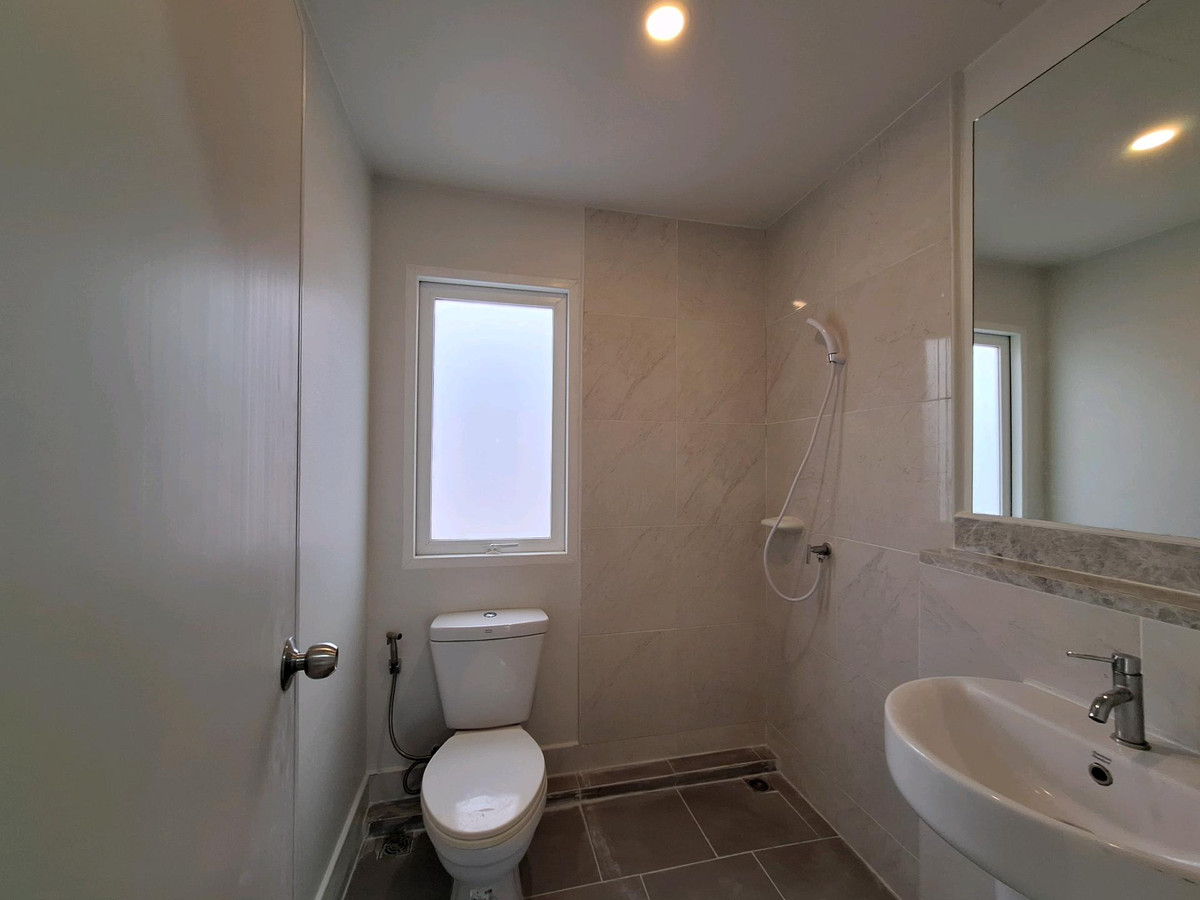 For SaleHouseRathburana, Suksawat : Single house for sale in Suksawat, beginning of the project, 50.4 sq m, 4 bedrooms, near Rama 3 | Q District Suksawat, there is a bedroom on the ground floor.