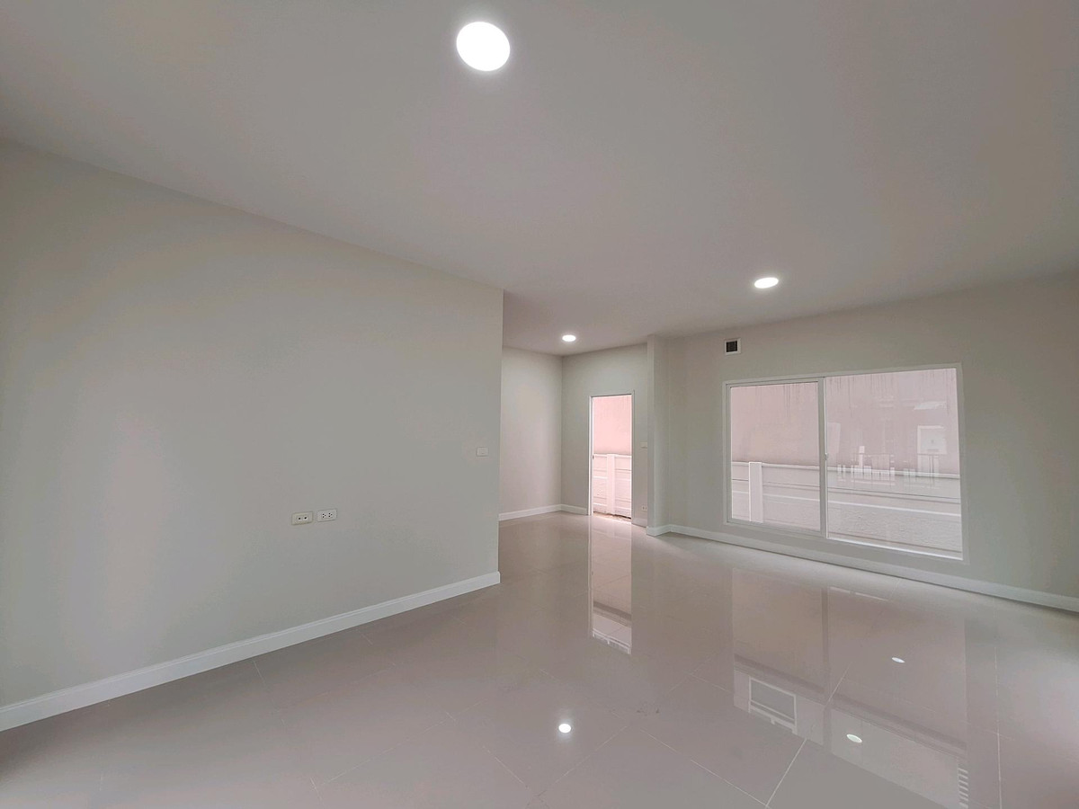 For SaleHouseRathburana, Suksawat : Single house for sale in Suksawat, beginning of the project, 50.4 sq m, 4 bedrooms, near Rama 3 | Q District Suksawat, there is a bedroom on the ground floor.