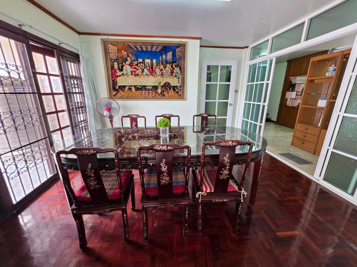 ให้เช่าบ้านรัชดา ห้วยขวาง : FOR RENT & SALE บ้านเดี่ยวทำเลทอง ติดถนนสุทธิสาร ทะลุลาดพร้าว 64 ได้!