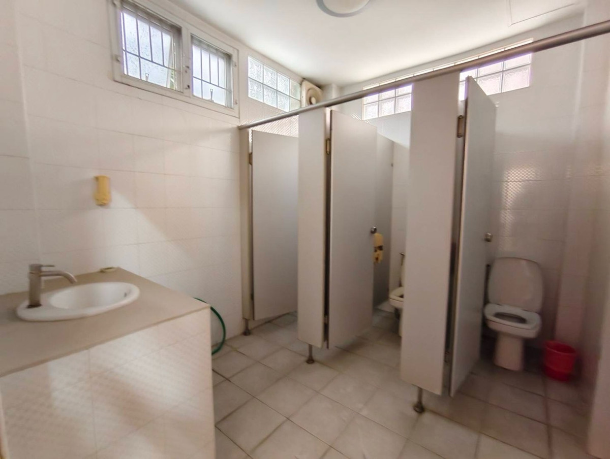 ให้เช่าอาคารพาณิชย์เกษตร นวมินทร์ ลาดปลาเค้า : สำหรับเช่า อาคารพาณิชย์ 3 ชั้น ติดถนนใหญ่ นวลจันทร์ เขตบึงกุ่ม กทม เพื่อธุรกิจ มีที่จอดรถ 4-5 คัน 