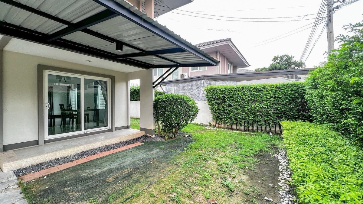 For RentHousePathum Thani,Rangsit, Thammasat : House for rent, Habitia Bond Ratchaphruek. 
Located next to road 345