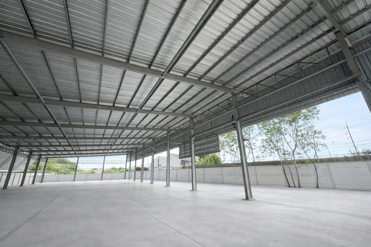 For RentWarehouseRathburana, Suksawat : Promotion🔥 New warehouse on Suksawat Road, size 855 sq m, land area 1 rai, wide yard📍 industrial purple area 📍 near the industrial ring