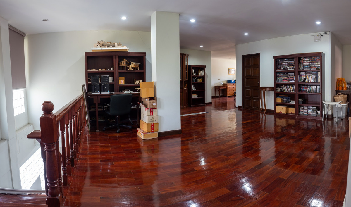 ขายบ้านเสรีไทย-นิด้า : หมู่บ้านนวธานี / 5 ห้องนอน (ขาย), Moo Baan Navatanee  / 5 Bedrooms (FOR SALE) FAHS060