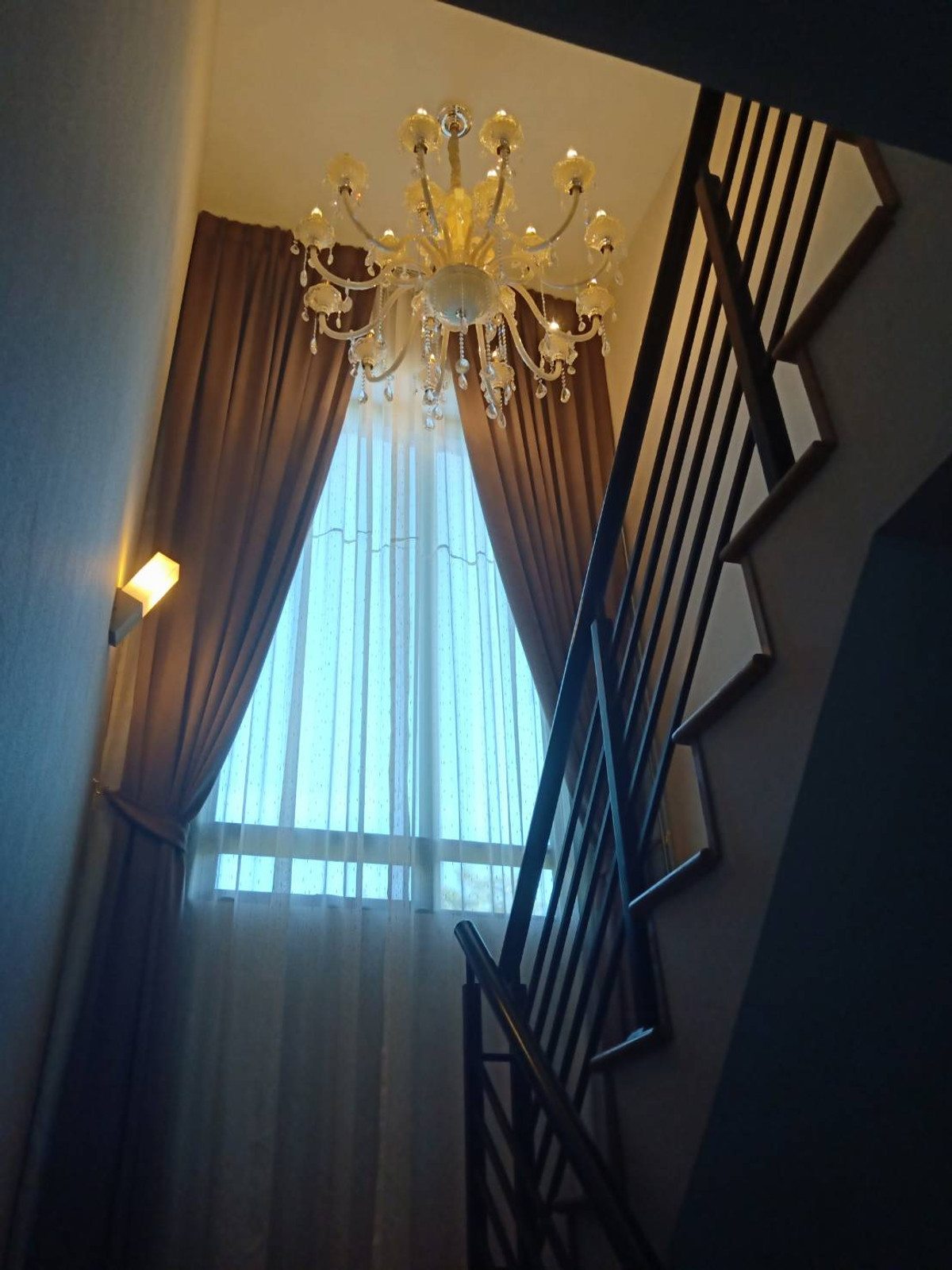 ให้เช่าบ้านนวมินทร์ รามอินทรา : ให้เช่าบ้านเดี่ยว ไลฟ์ บางกอก บูเลอวาร์ด รามอินทรา 65 (53 ตร.ว.) 4 นอน 3 น้ำ แปลงหน้าสวน พร้อมอยู่