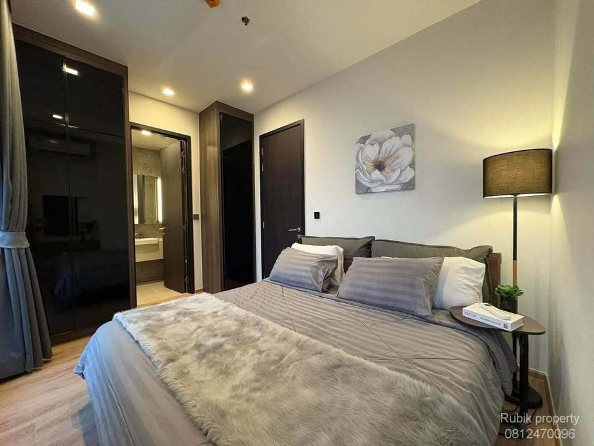 For RentCondoAri,Anusaowaree : 🏙 **Condo for rent, Noble Around Ari** RB1810, premium location, next to BTS Ari, in the heart of the popular lifestyle area.