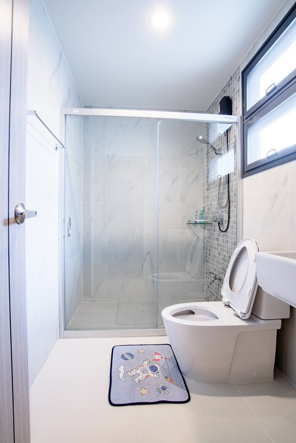 For SaleHousePattaya, Bangsaen, Chonburi : Supalai Park Ville Pattaya for sale | 2-story detached house, wide area, with furniture.