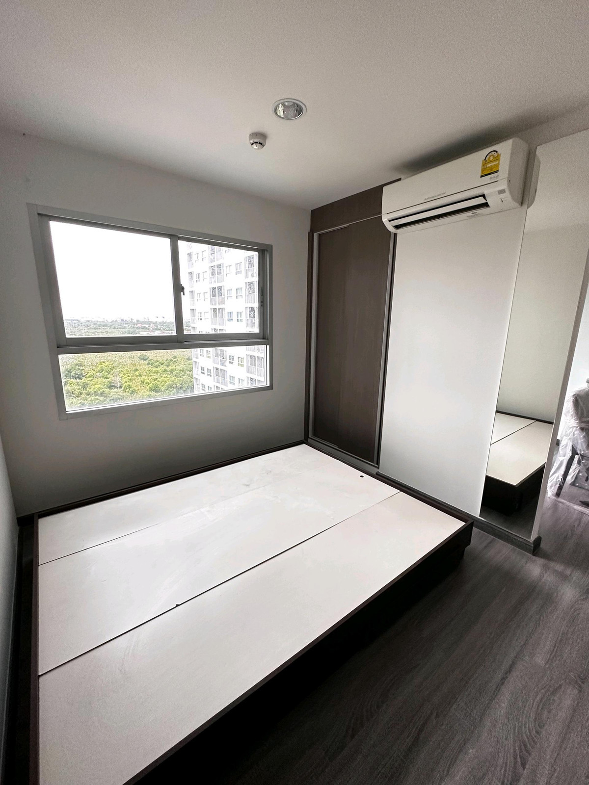 ขายคอนโดสมุทรปราการ สำโรง : (รหัส SM1815) ขายคอนโด โครงการ The Trust Condo @BTS Erawan : เดอะ ทรัสต์ คอนโด แอท บีทีเอส เอราวัณ