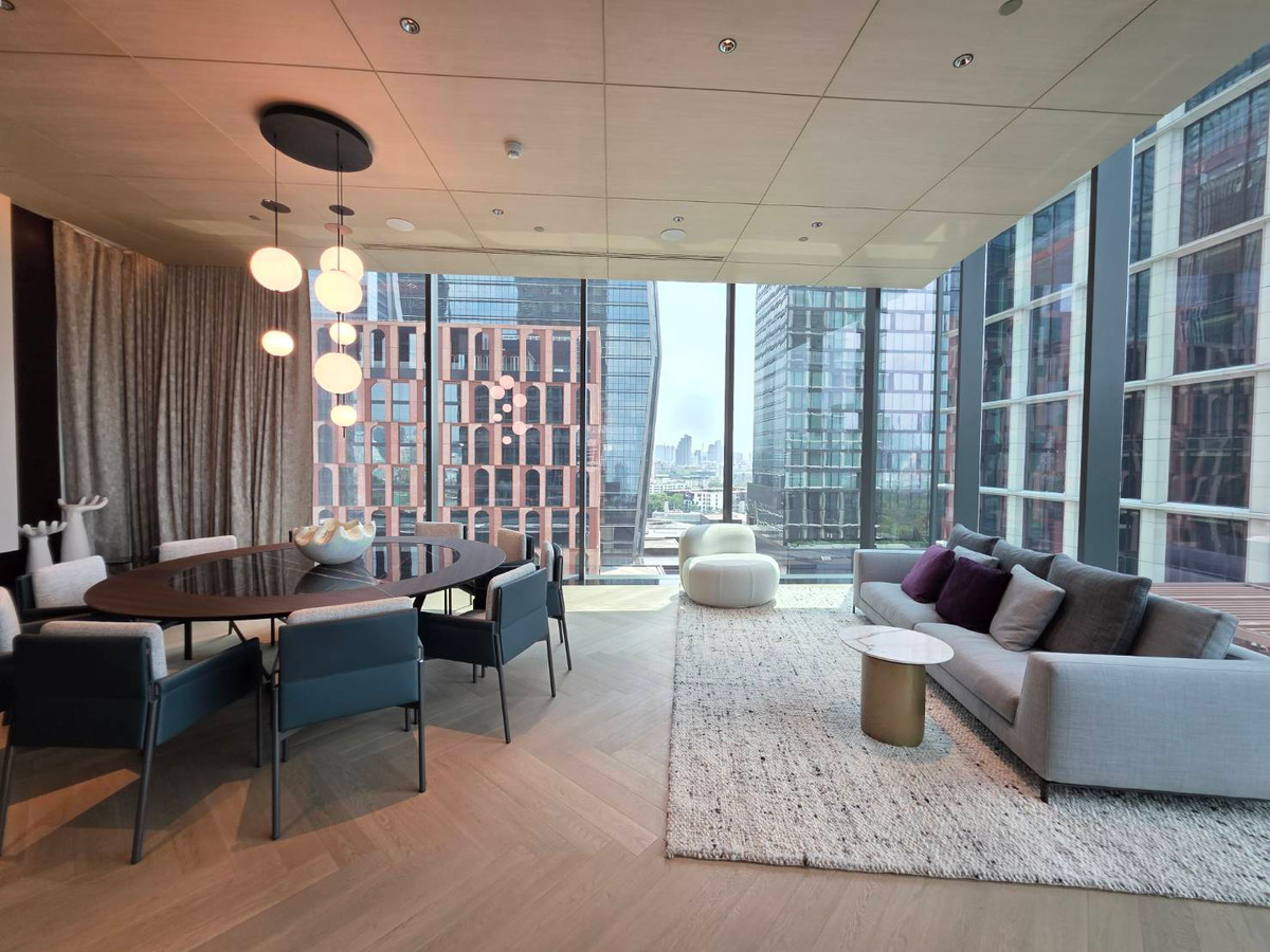 For SaleCondoWitthayu, Chidlom, Langsuan, Ploenchit : EI8HTEEN SEVEN: 3bed 3bath 173sqm. 72,000,000 Corner full lumpini view Am: 0656199198