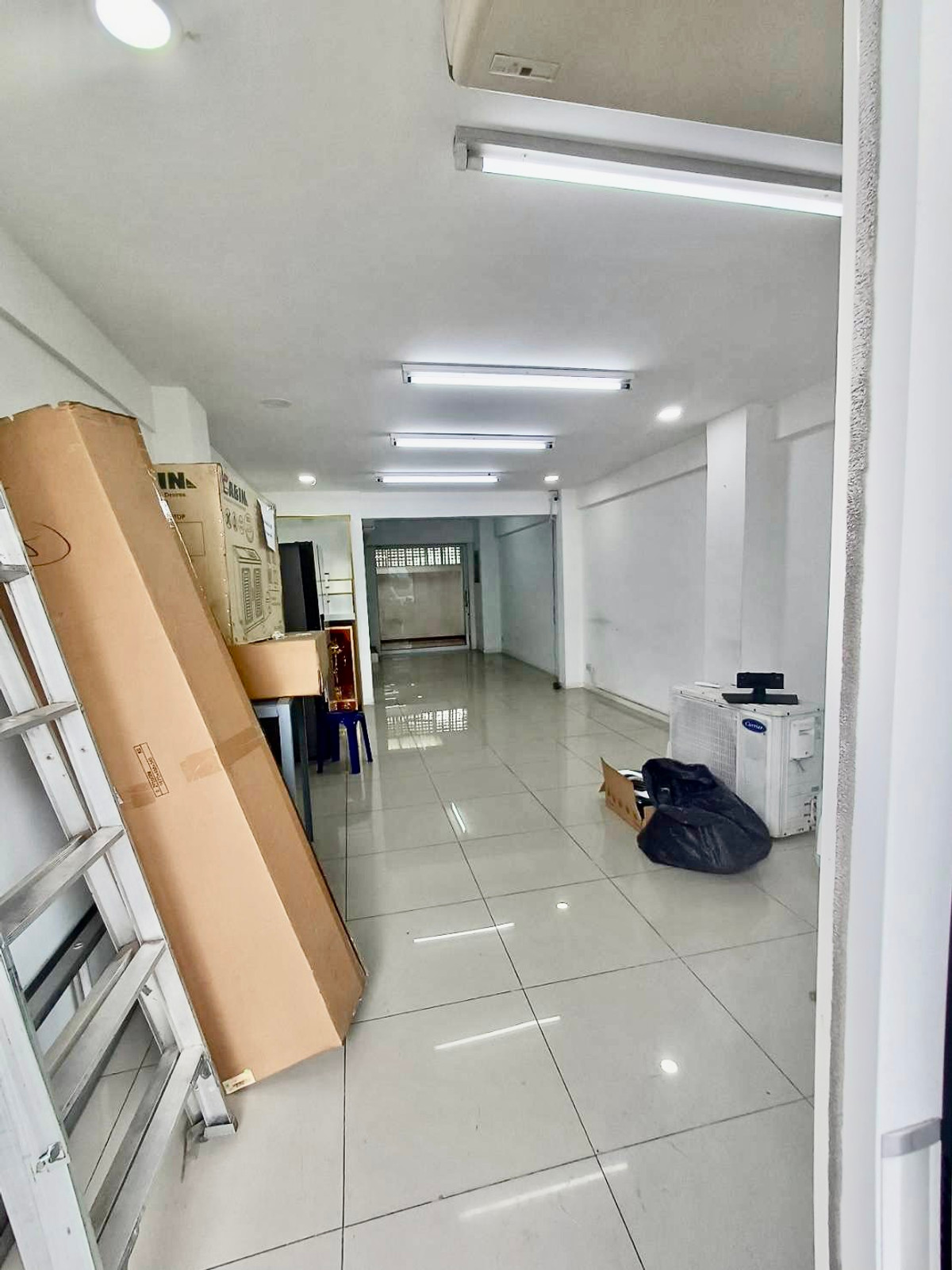 ให้เช่าอาคารพาณิชย์ปทุมธานี รังสิต ธรรมศาสตร์ : ตึก 4 ชั้นให้เช่า รังสิต-คลอง1 | ทำธุรกิจ + อยู่อาศัยได้ในที่เดียว  JSP City | เหมาะทำออฟฟิศ ร้านค้า ครบฟังก์ชัน