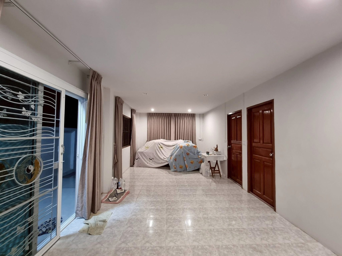 ให้เช่าบ้านนวมินทร์ รามอินทรา : บ้านเช่าใกล้รถไฟฟ้า ให้เช่าบ้านหทัยราษฎร์ มีนบุรี 51ตรว. 5นอน 3น้ำ 4ที่จอดรถ รับจดทะเบียนบริษัท