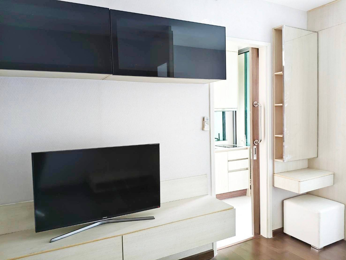 For SaleCondoRama9, Petchburi, RCA : 🔥 FOR SALE! Best Price in the Building – Q Asoke | 5.25 MB Only 💎✨ Rare opportunity in a prime CBD location with unbeatable connectivity! 🚆✈️