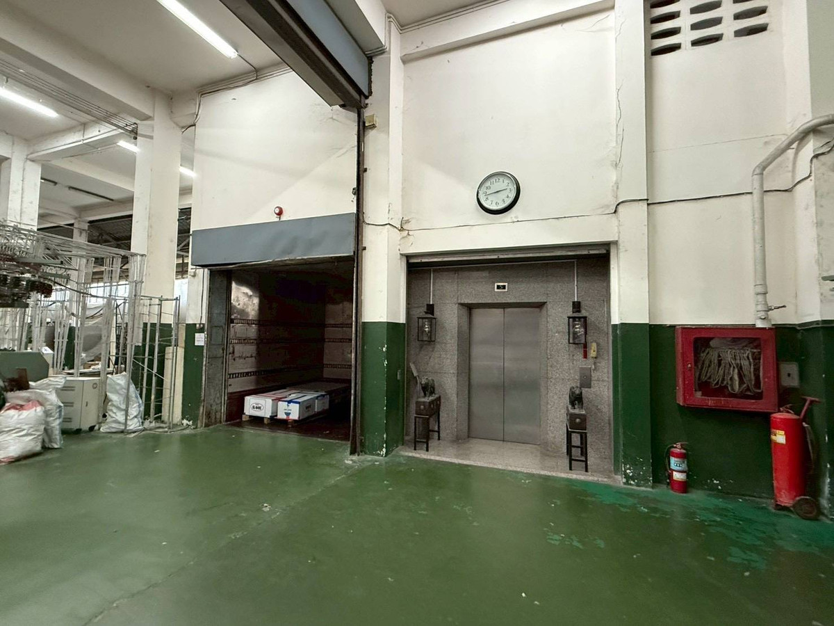 ให้เช่าโรงงานพระราม 2 บางขุนเทียน : ให้เช่าอาคารโรงงานขนาดใหญ่ 5 ชั้น พื้นที่ 7,500 ตร.ม. ราคาเพียง 66 บาท/ตร.ม.เท่านั้น