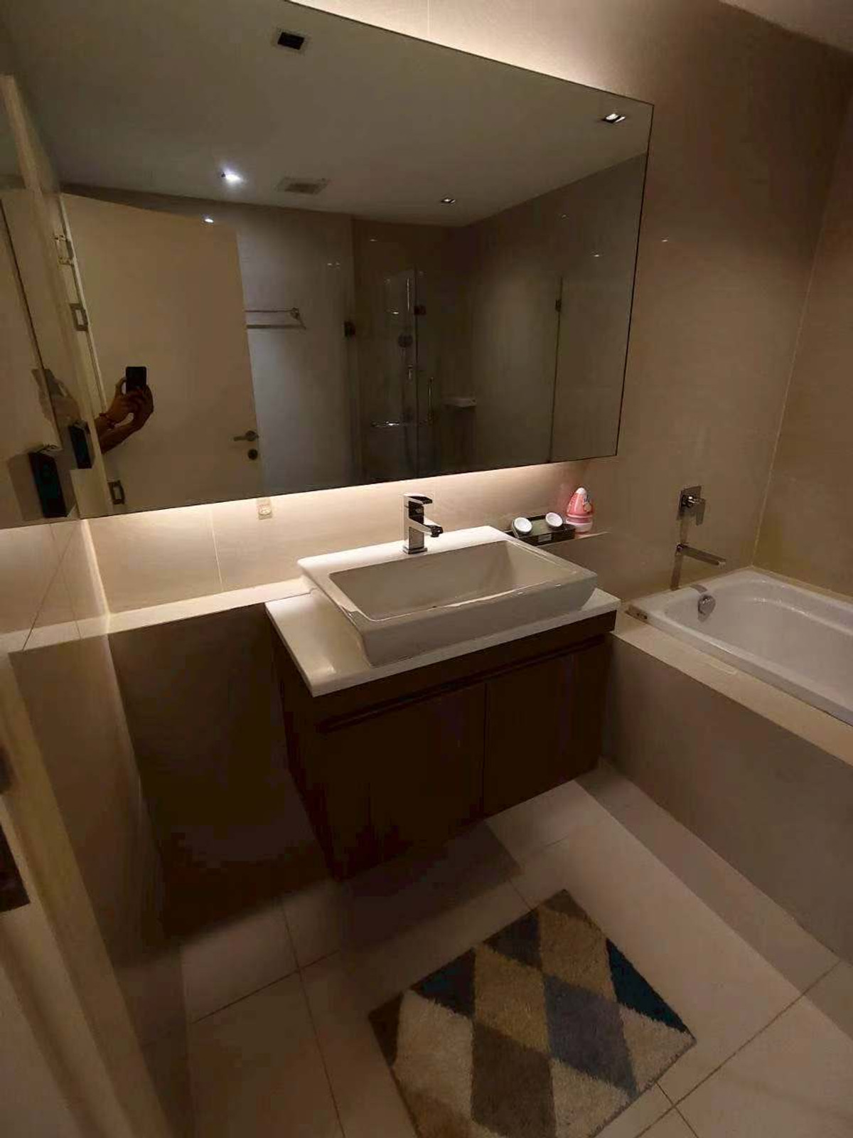 For RentCondoSukhumvit, Asoke, Thonglor : VTARA SUKHUMVIT 36  58 sq.m  2 Bedrooms  condo rent 30000thb