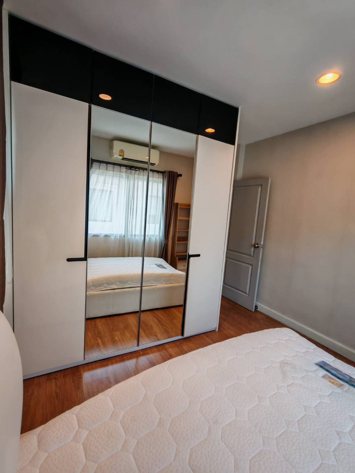 ให้เช่าบ้านนวมินทร์ รามอินทรา : ให้เช่าบ้านเดี่ยว ไลฟ์ บางกอก บูเลอวาร์ด รามอินทรา 65 (53 ตร.ว.) 4 นอน 3 น้ำ แปลงหน้าสวน พร้อมอยู่