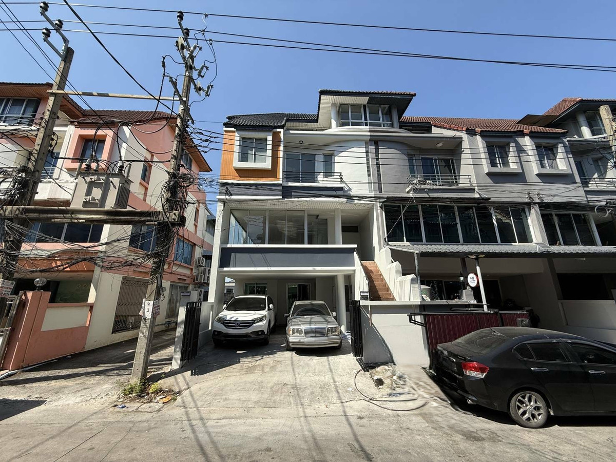 ขายโฮมออฟฟิศรัชดา ห้วยขวาง : สินธานี ลาดพร้าว 80 / 4 ห้องนอน (ขาย), Sinthanee Ladprao 80 / 4 Bedrooms (FOR SALE) JANE046