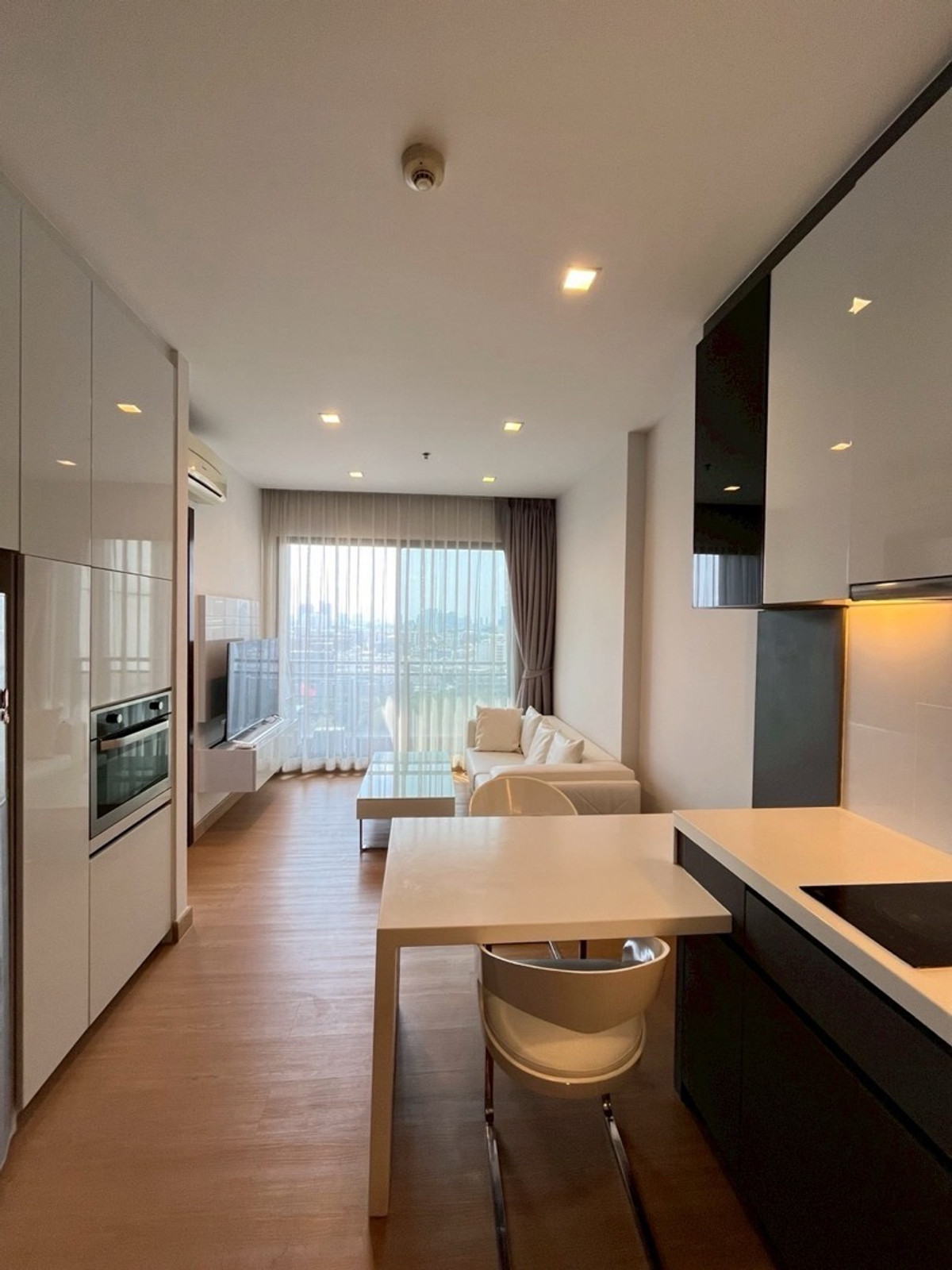 ให้เช่าคอนโดรัชดา ห้วยขวาง : IVY AMPIO📌 1BEDROOM 45sq.m Good vibe New🔥 25k 