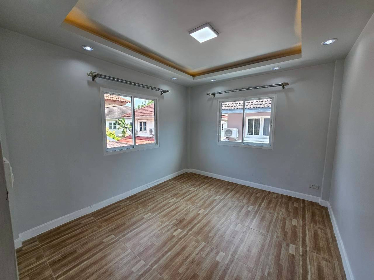 ให้เช่าบ้านนวมินทร์ รามอินทรา : ให้เช่าบ้านเดี่ยว เรสซิเด้นซ์พาร์ค ชวนชื่นซิตี้  4 ห้องนอน 4 ห้องน้ำ จอดรถ 2 คัน 